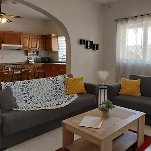 Nr41 - Close To Village Centre, Promenade, Shops & Restaurants Marsaxlokk